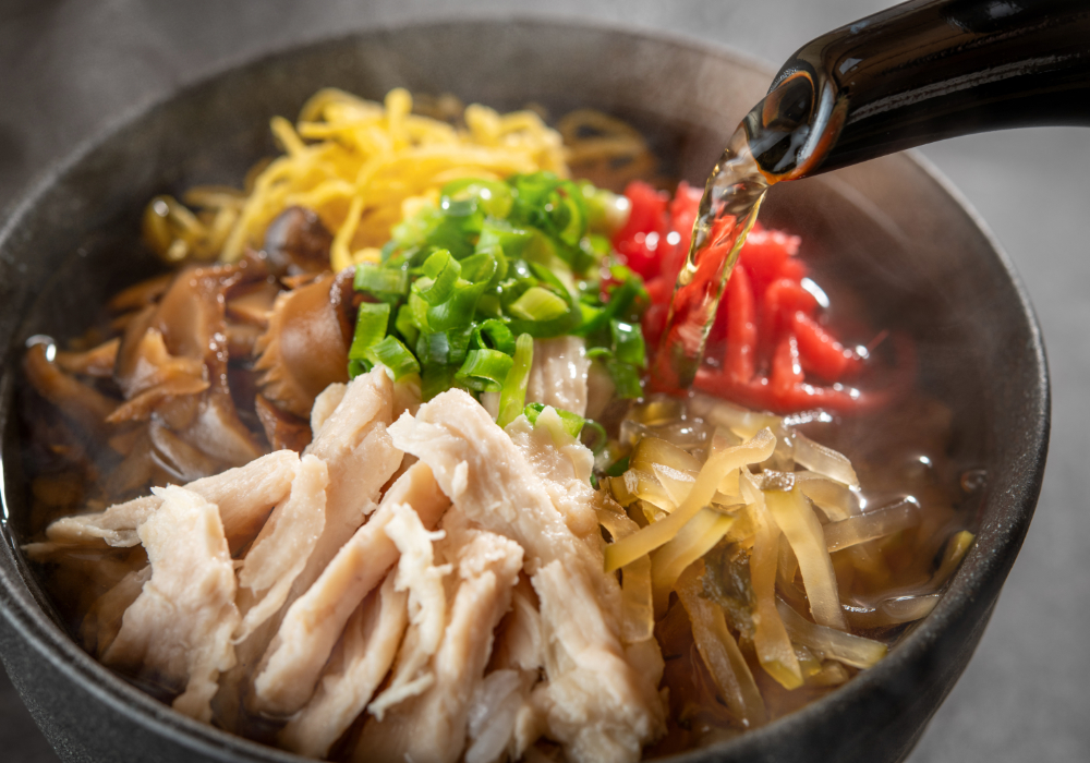 鹿児島県奄美群島の郷土料理　鶏飯