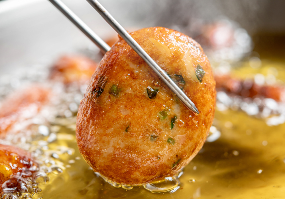 鹿児島では‘‘つけあげ‘‘とも呼ばれる名物料理　さつま揚げ